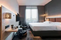 Moxy Duesseldorf South - Parkering