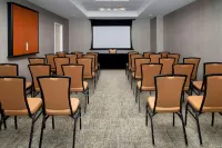 SpringHill Suites Alexandria - parking