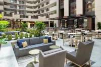 Embassy Suites by Hilton Sacramento Riverfront Promenade - Parking