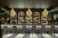 THesis Hotel Miami Coral Gables, Curio Collection by Hilton - bar