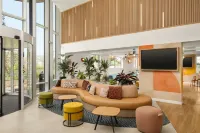 Hampton by Hilton Paris Charles de Gaulle Airport - Hot Tub