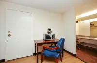 Red Roof Inn Lompoc - 2-Star