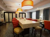 Hampton Inn Suffolk - breakfast