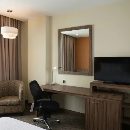 Hampton Inn by Hilton Irapuato