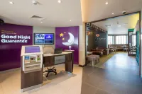 Premier Inn Leek Town Centre - parking
