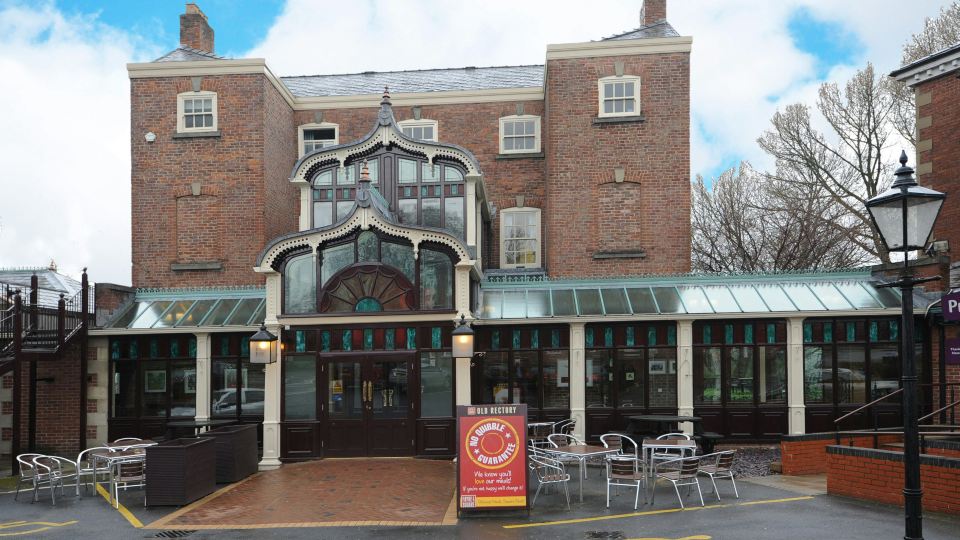 Premier Inn Stockport Central