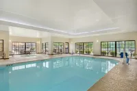 Hilton Vacation Club the Falls Village Branson - Kitchens