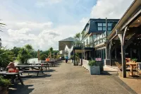 The Crabshell - Apartments