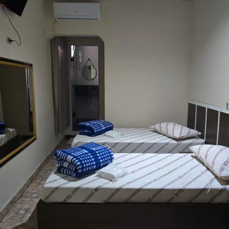 Hotel Santos Inn