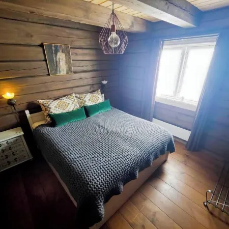 Solberglia 380 - Sauna, Hot Tub and Fireplace