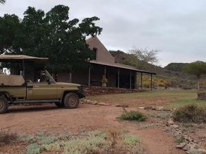 Karoo Escapes