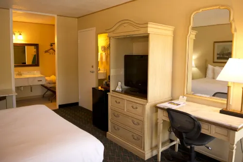 トラベロッジ バイ ウィンダム オガラーラ オガラーラのホテル