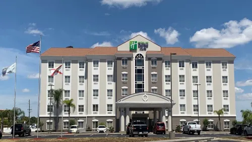 Holiday Inn Express & Suites ORLANDO SOUTH-DAVENPORT by IHG - 3-Star