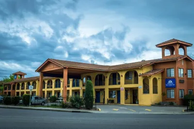 Crossroads Inn - Downtown Sacramento Hotels in Sacramento