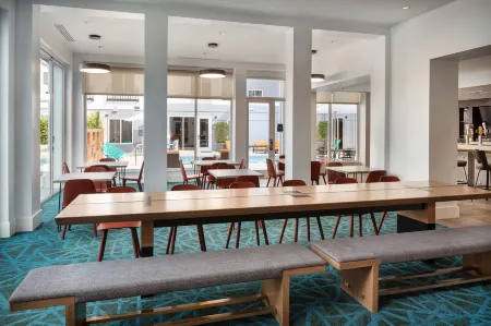 Aloft Mountain View Отели рядом с достопримечательностью «Гуглплекс»