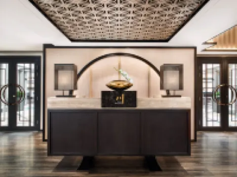 ذا لانجهام، هونج كونج