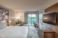 DoubleTree by Hilton Dallas - Farmers Branch