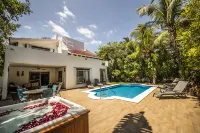Villa Beach Adventure Relax Holiday Private Pool BBQ Maid Service Golf