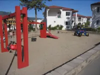 Sandy Beach Suites - Moteles