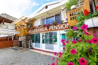 Yangyang Osaeganteo Mullebanga Pension Hotels near Yongso Falls