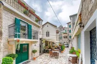 Apartments & Rooms Dujam