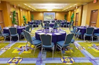 Holiday Inn & Suites Phoenix Airport