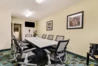 Candlewood Suites Portland-Airport
