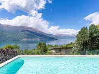 Alloro - Pools