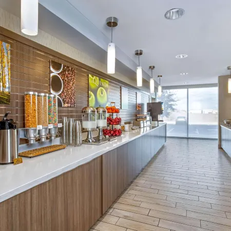 La Quinta Inn & Suites by Wyndham Kingman