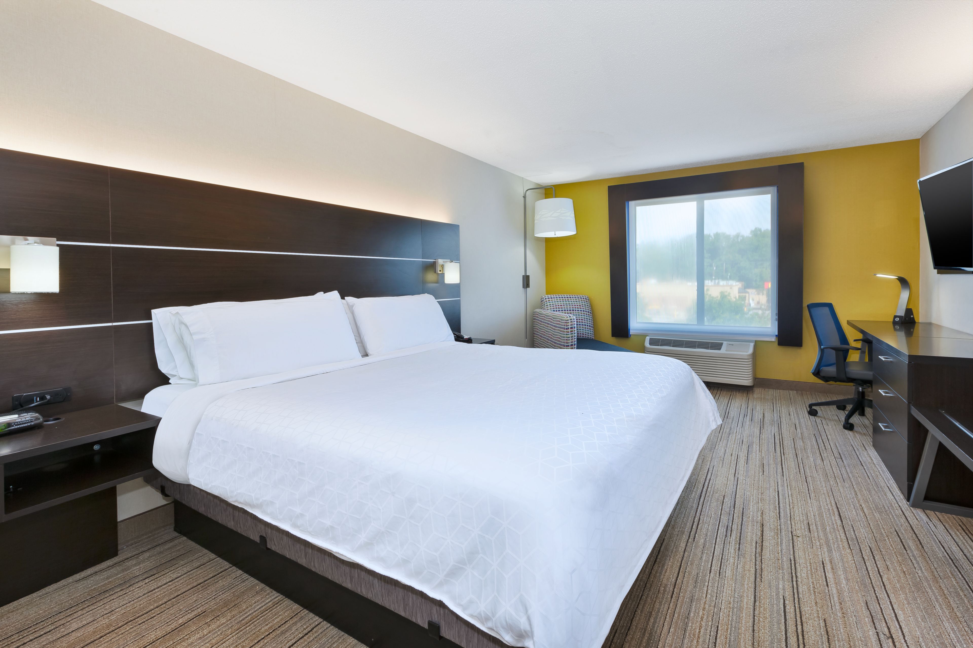 Holiday Inn Express Hotel & Suites Cleveland-Richfield, an Ihg Hotel