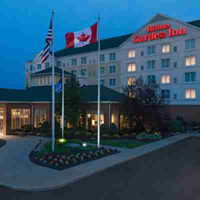 Hilton Garden Inn Buffalo Airport Hotel Exterior