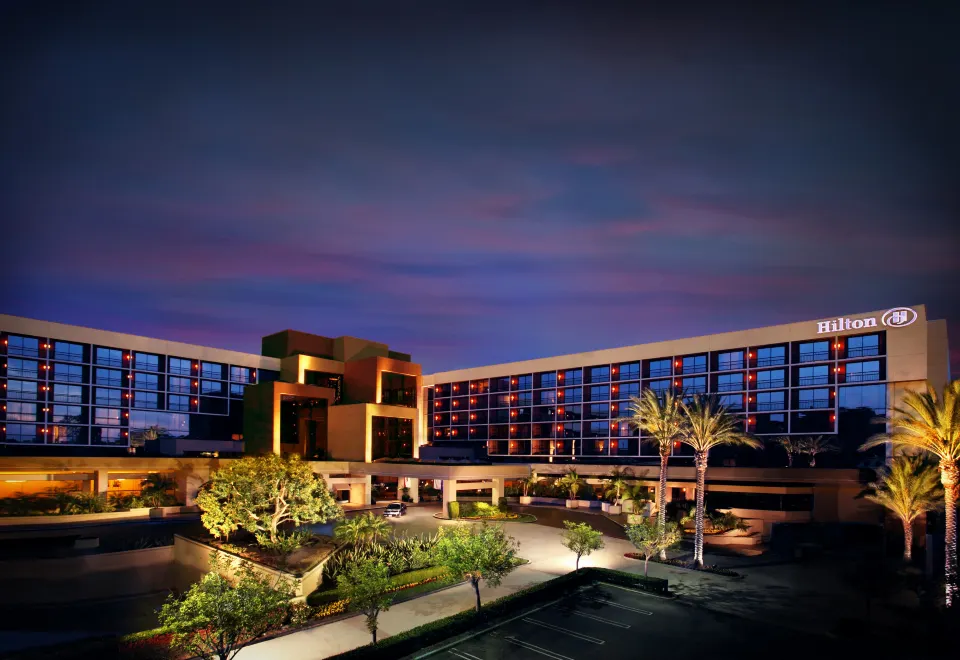 Hilton Orange County/Costa Mesa (Costa Mesa) - 2026 Prices