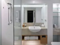 Racv Royal Pines Resort Gold Coast Hotels near Ashmore