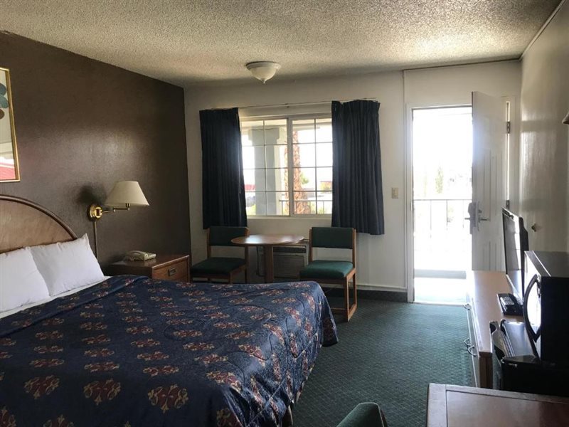 Economy Inn Barstow