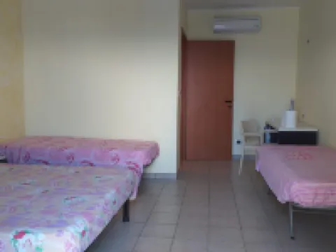 Quadruple Room in Pineto - Just a Few Meters from the Sea. Hotéis em Pineto