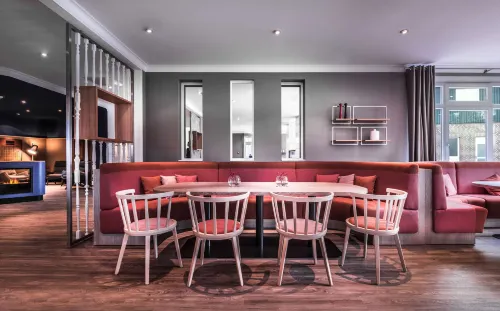 Treudelberg Resort Hamburg (Hotel Treudelberg und Aparthotel Treudelberg) Öffentliche Flächen Photos