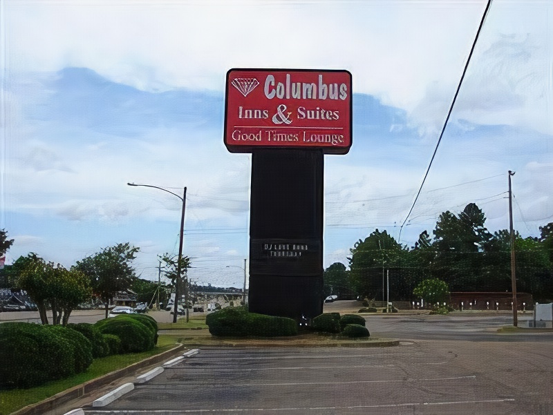 Columbus Inn & Suites