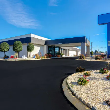 Motel 6 Burlington, NC