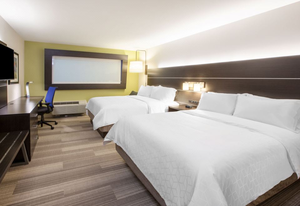 Holiday Inn Express & Suites Butler