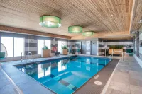 Sandman Hotel Oakville - piscina