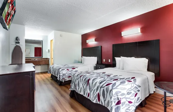 蒙蒂格爾-I-24紅頂酒店