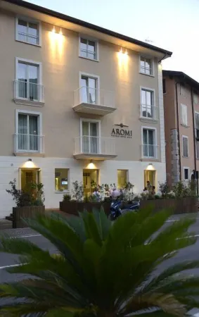 Aromi Piccolo Hotel