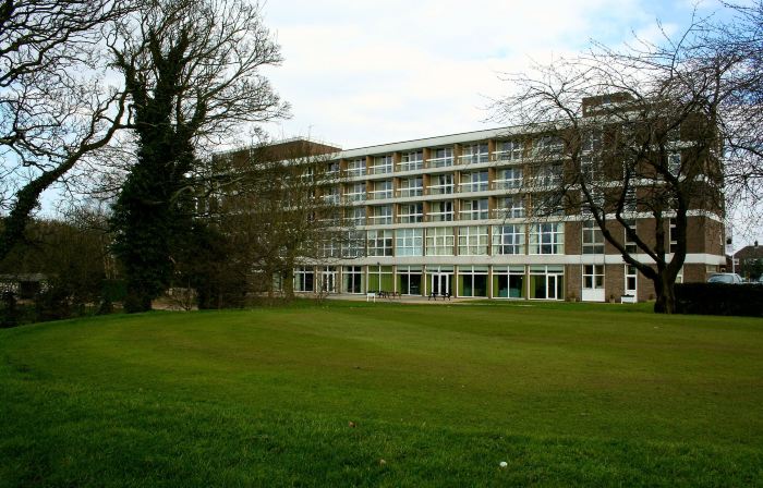Humber Royal Hotel