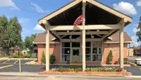 Charles Wesley Motor Lodge Downtown Broken Bow- Hochatown