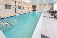 Hilton Garden Inn Fremont Milpitas - Uima-altaat