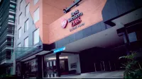 Best Western Plus 93 Park Hotel Hotels near Park 93