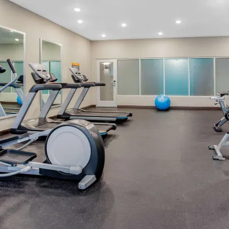 La Quinta Inn & Suites by Wyndham San Antonio Alamo City