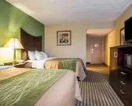 Quality Inn Mill Hall - Lamar Hotels in Howard