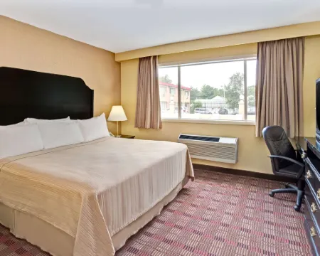 Howard Johnson by Wyndham Pikesville Hotels in Pikesville