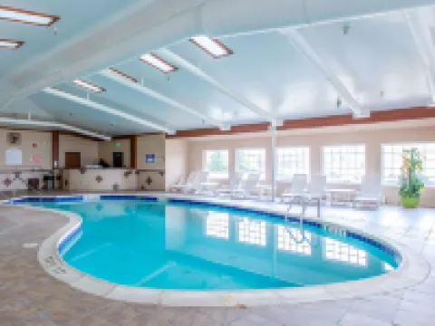 クオリティ イン & スイーツ ユニバーシティ ララミーのホテル